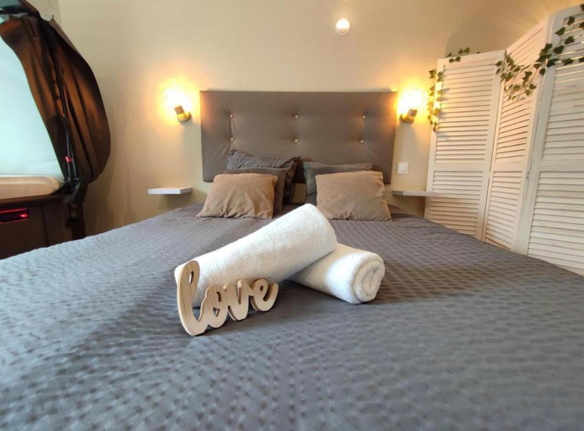 Le Cocoon D'Emy Bed & Breakfast Louvetot Luaran gambar